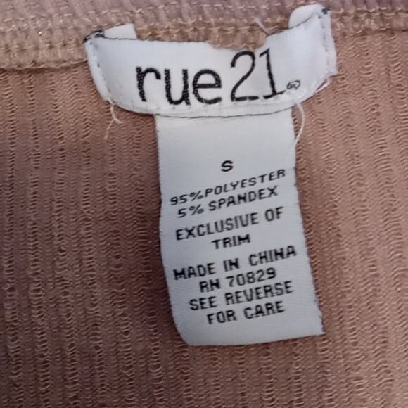 Old Navy Girls Small Tan Faux Wrap knit Skirt with Butterfly accent. Office. - Picture 2 of 7